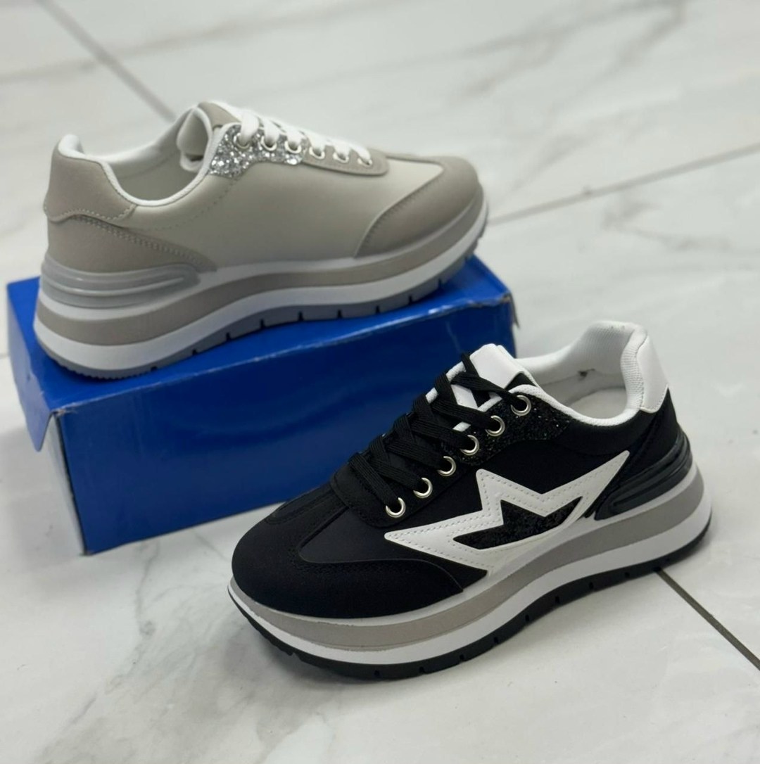 кроссовки женские,,кроссовки ,кроссовки модные, спортивная