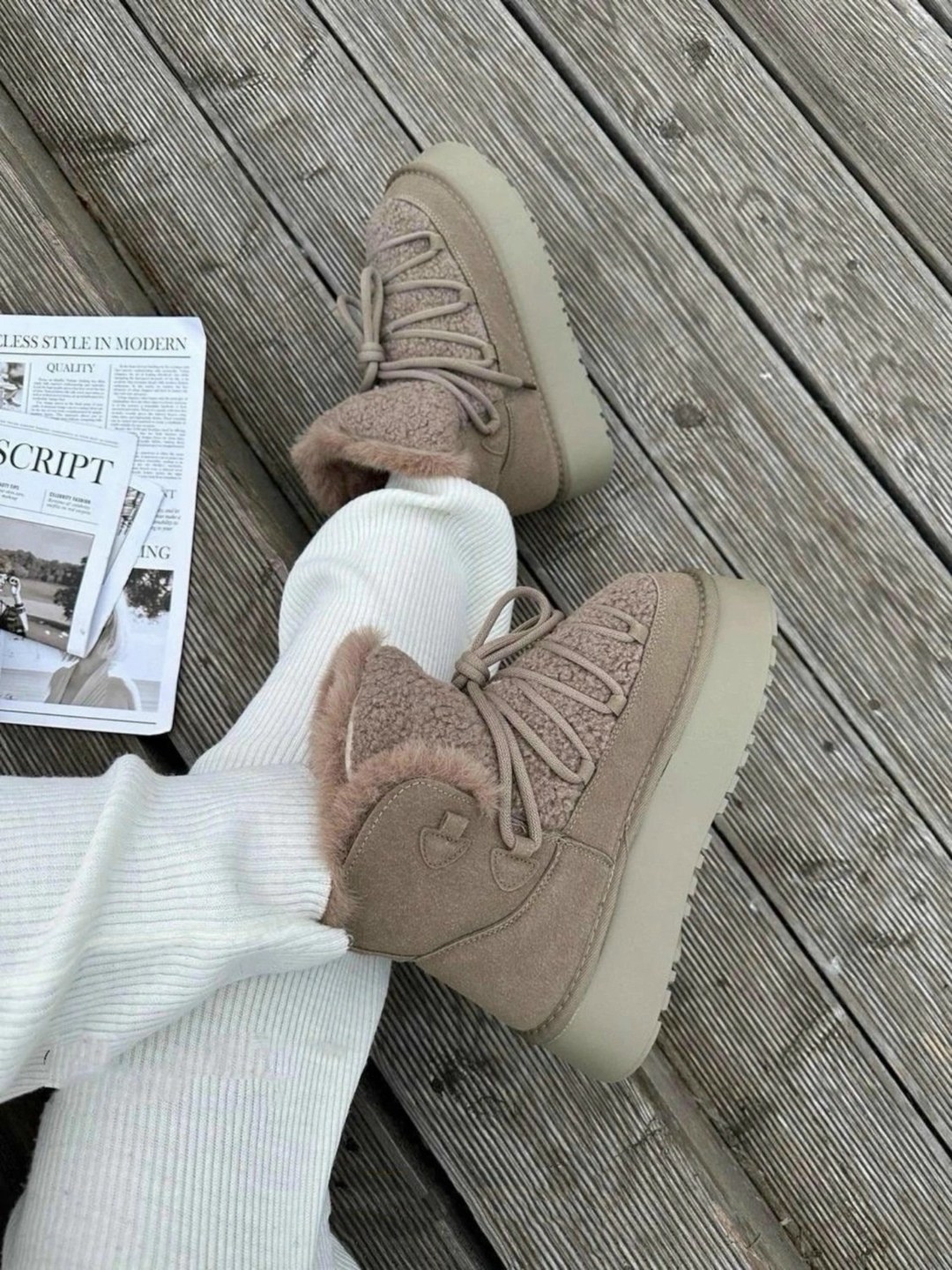 ,короткие угги луноходы женские на платформе со шнурками,ботинки угги зимние натуральные на меху и платформе,угги ботинки зимние натуральная замша с мехом на платформе,угги замш