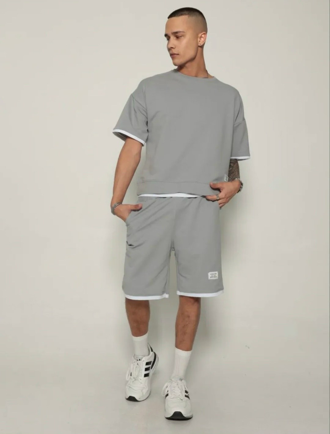 костюм спортивный летний с футболкой и шортами,костюм спортивный мужской с шортами и футболкой,костюм спортивный мужской летний с шортами,костюм с шортам,костюм спортивный мужской
