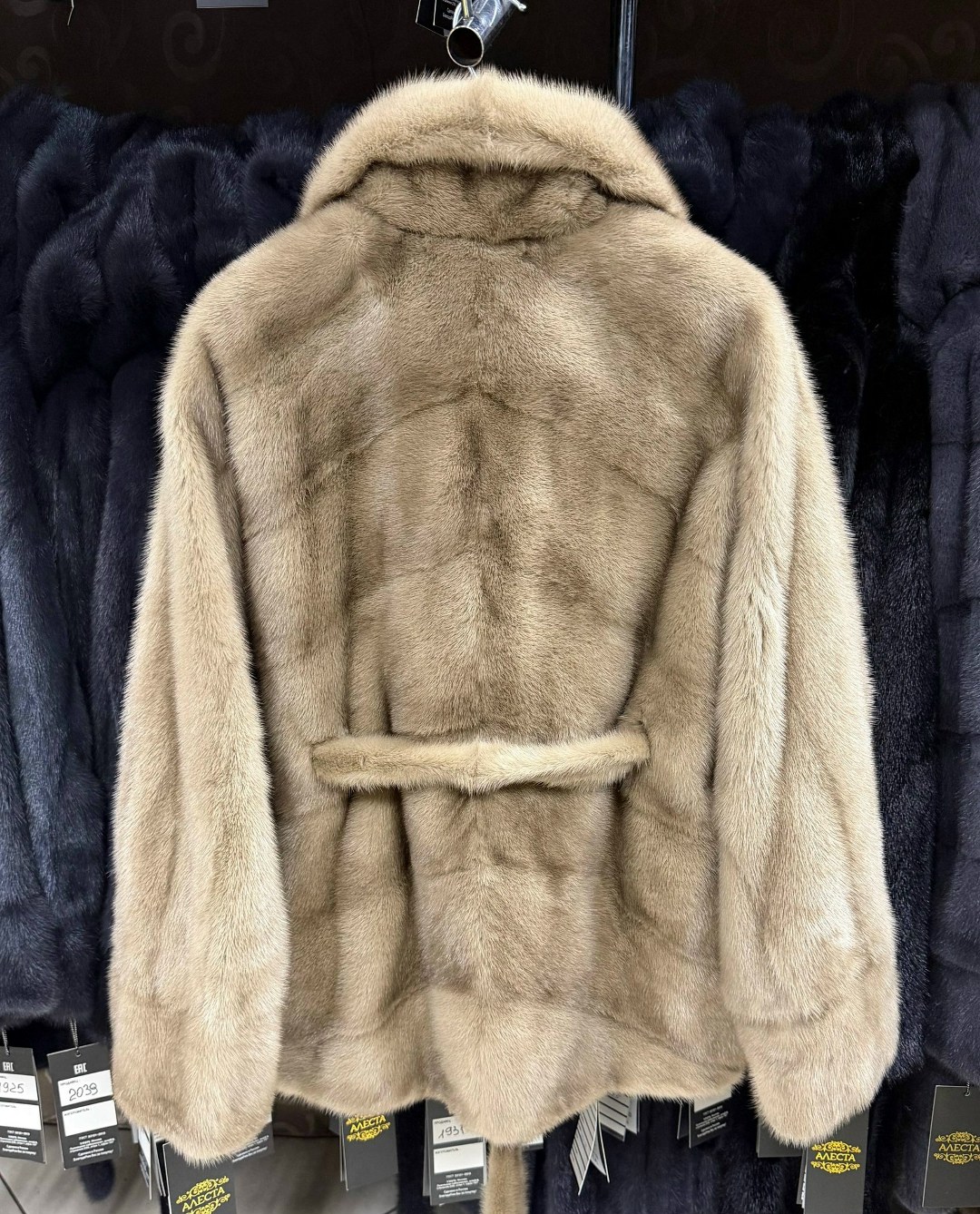 норковая шуба с английским воротником,норковая шуба,шуба,женская норковая шуба,шуба из норки