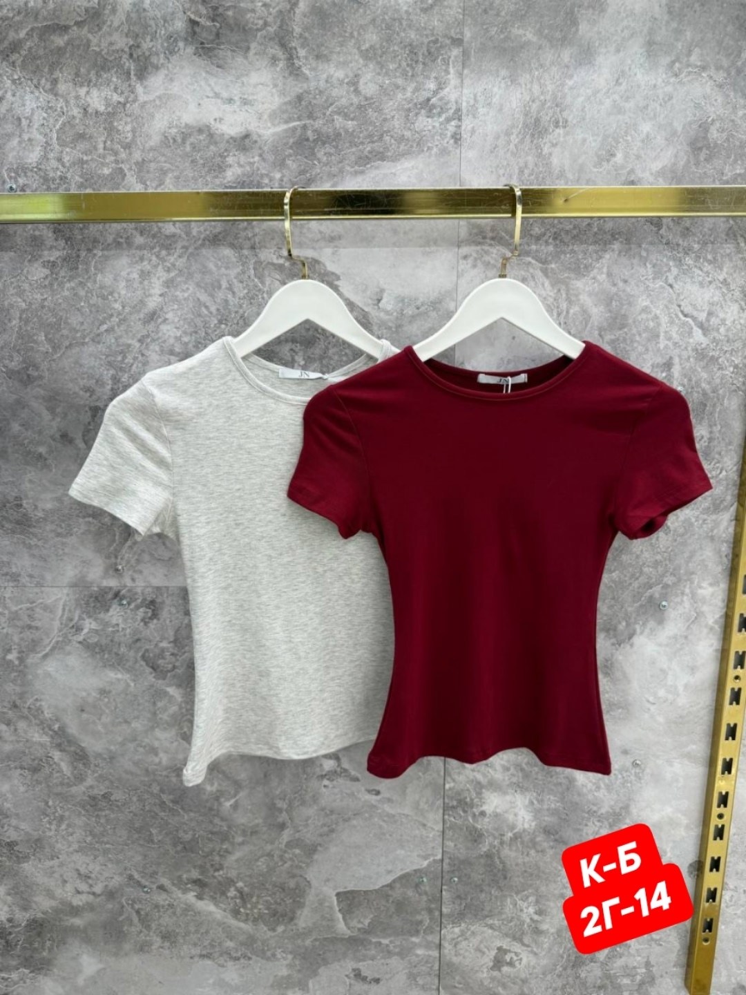 женская футболка,женская футболка белая,майка женская,белая футболка обтягивающая женская,футболка женская облегающая топ