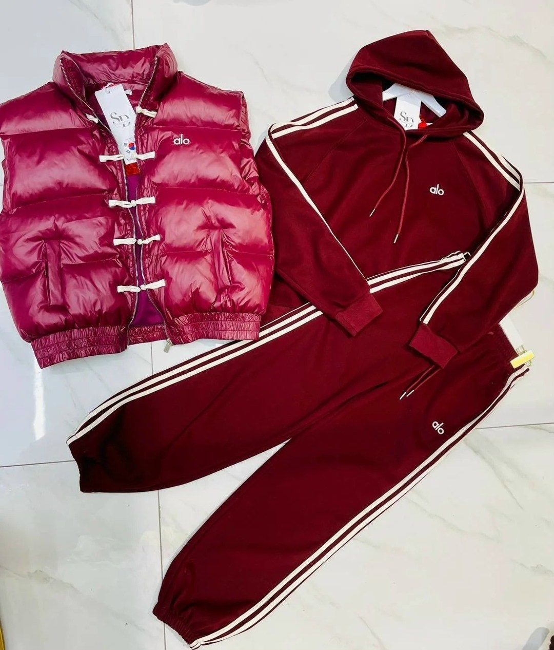 женский спортивный костюм,стильные костюмы,спортивные костюмы тройка,женский костюм тройка,костюм женский