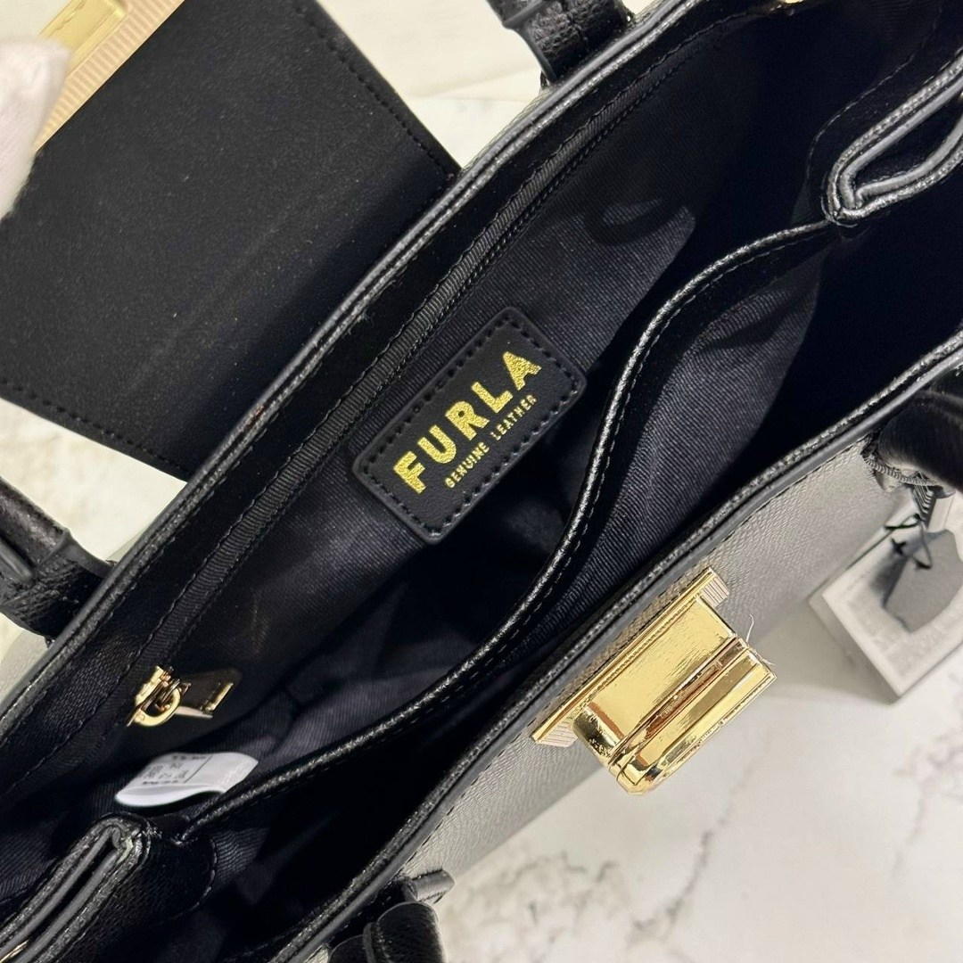 сумка женская furla wb00560are0001007 черный,сумка furla,сумка женская furla,сумка фурла черная тоут,сумка женская david jones 7212 чёрная