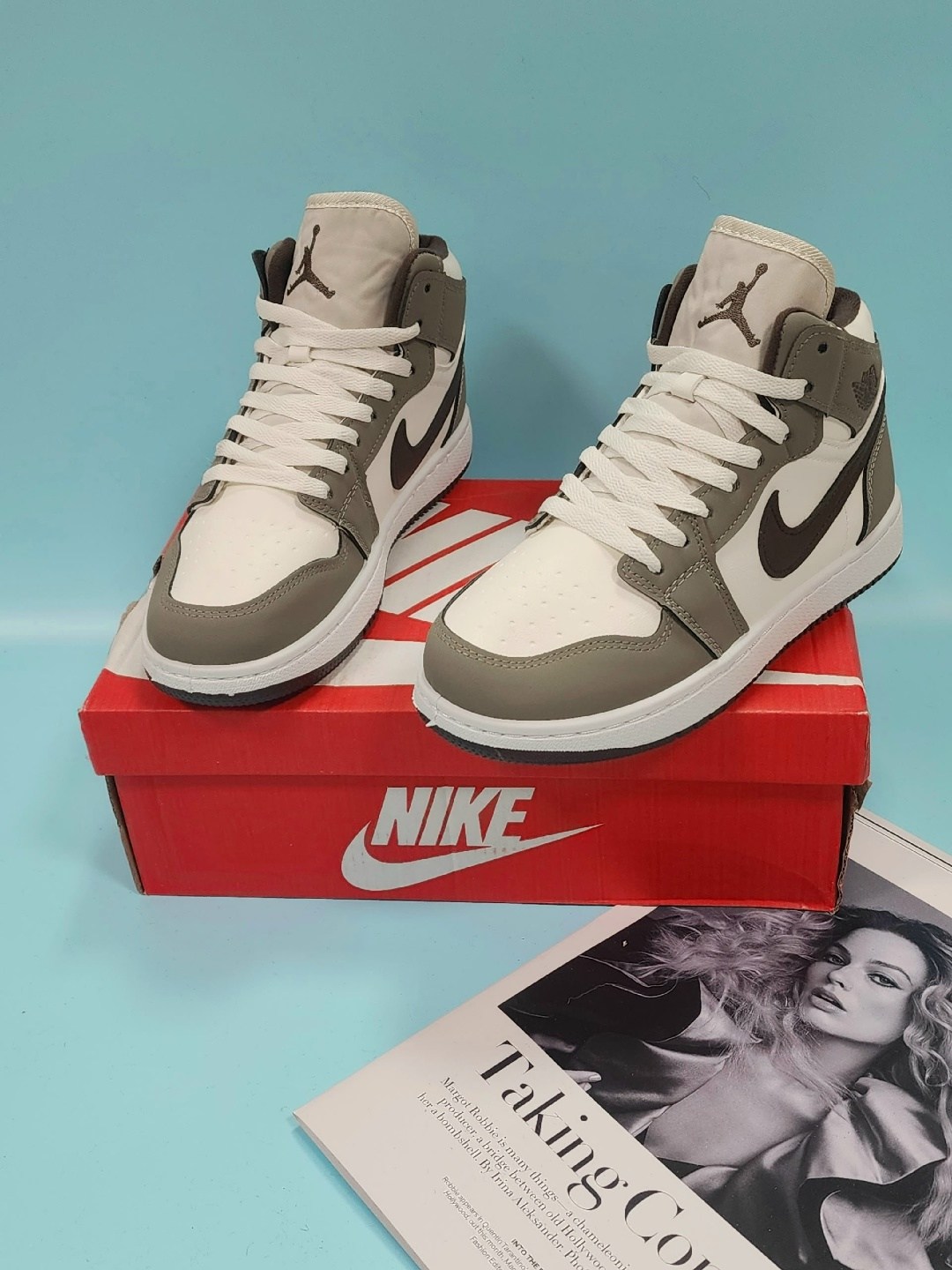 зимние кроссовки nike air jordan 1 mid,кроссовки nike jordan зимние высокие с мехом,женские кроссовки nike air jordan 1 low,nike air jordan 1 mid,кроссовки женские nike air jordan xii retro 1