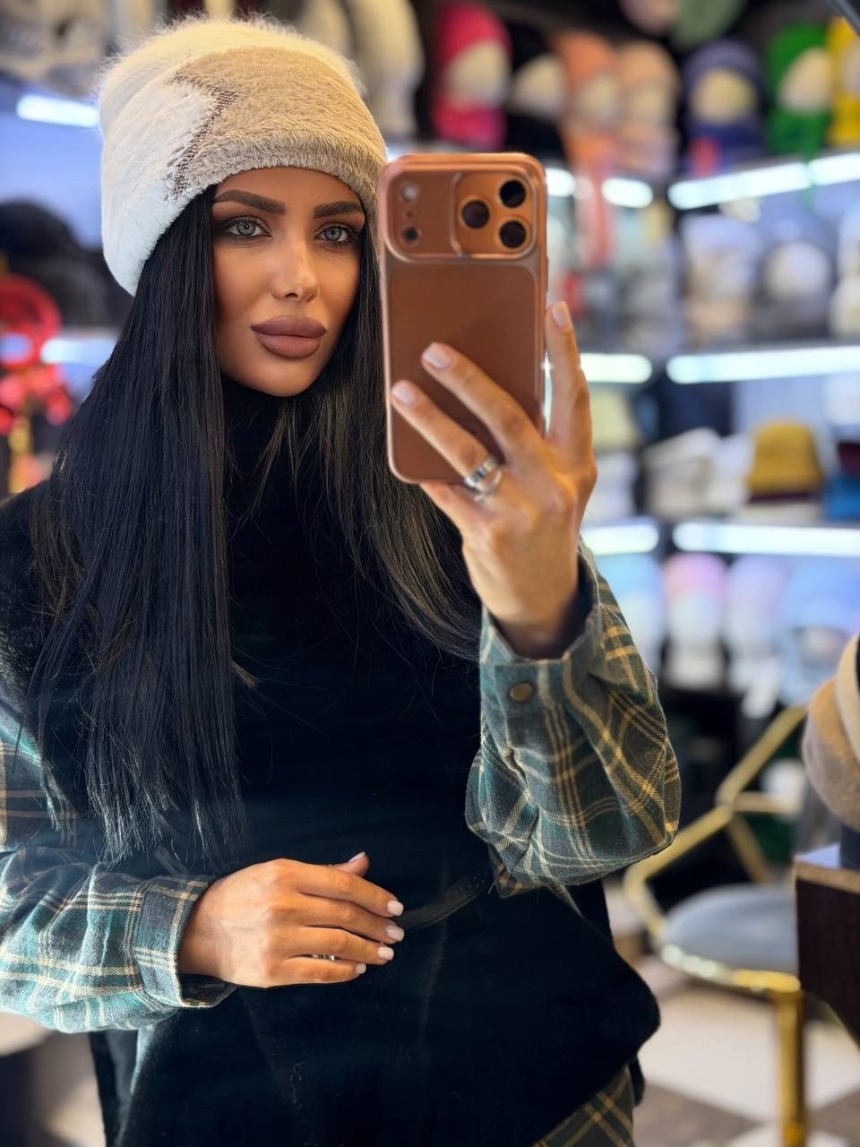 шапка меховая,шапка женская,шапка,шапка женская из ангоры,шапка зимняя