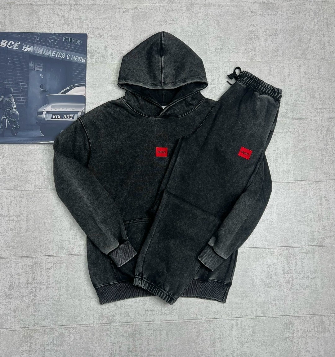 спортивный костюм hugo boss,спортивный костюм hugo,мужской спортивный костюм,спортивный костюм,спортивные костюмы на флисе