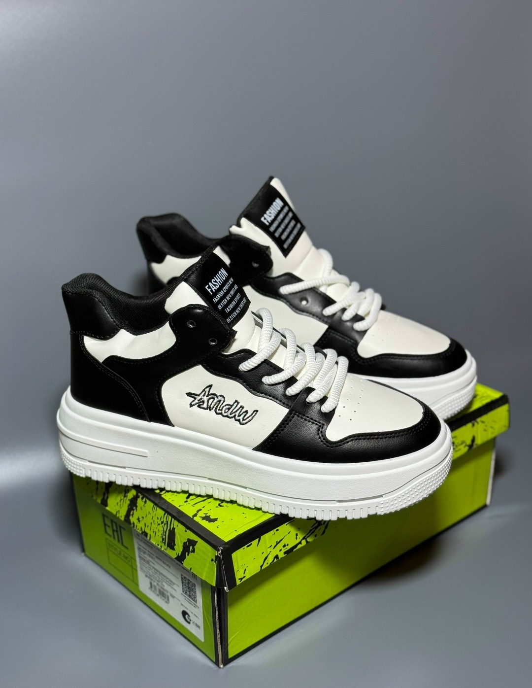 кроссовки женскиe,модные кроссовки,кроссовки для женщин,кроссовки на толстой подошве,повседневные кроссовки