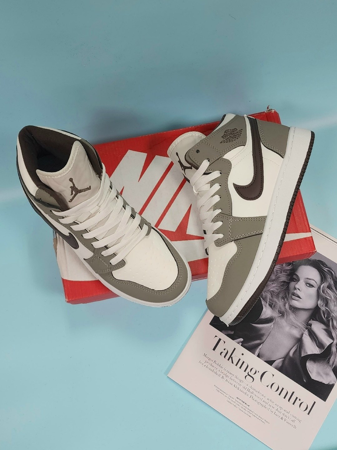 зимние кроссовки nike air jordan 1 mid,кроссовки nike jordan зимние высокие с мехом,женские кроссовки nike air jordan 1 low,nike air jordan 1 mid,кроссовки женские nike air jordan xii retro 1