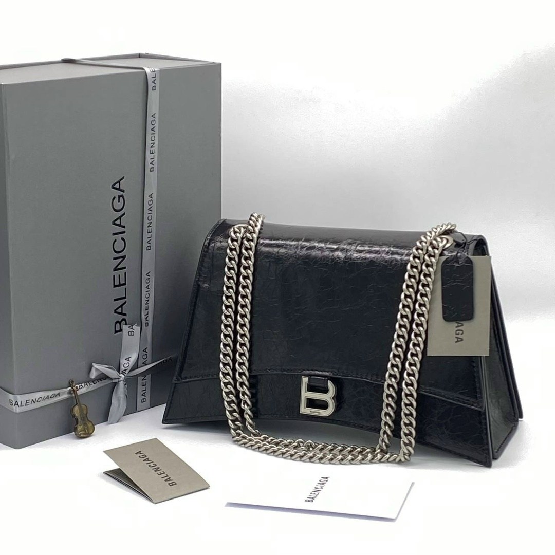 сумка balenciaga,сумка женская balenciaga,сумка balenciaga 30х16 натуральная кожа,сумки баленсиага женские через плечо,сумка через плечо в стиле balenciaga