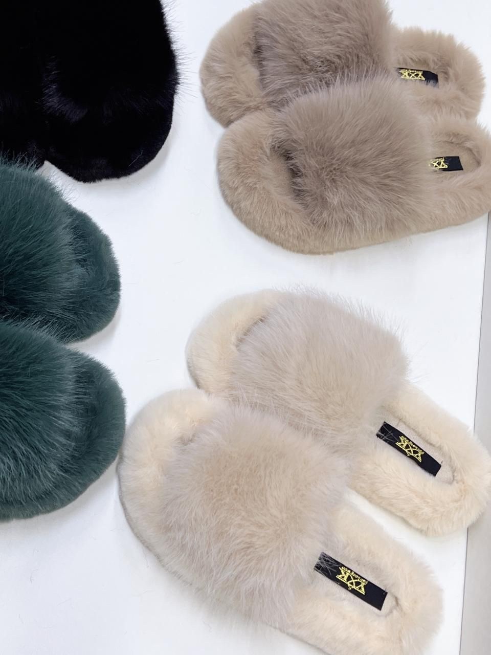 тапочки домашние меховые,белые меховые женские тапочки,женские меховые тапочки,тапочки домашние,шлепки с мехом