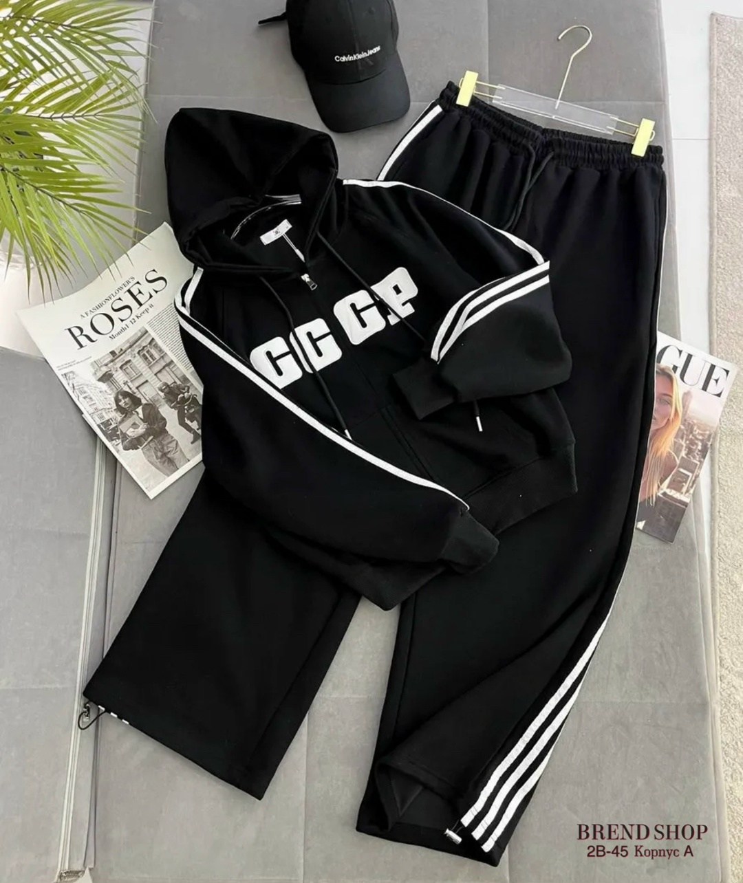 спортивный костюм,спортивный костюм женский,красные спортивные костюмы,костюм женский,спортивный костюм для женщин