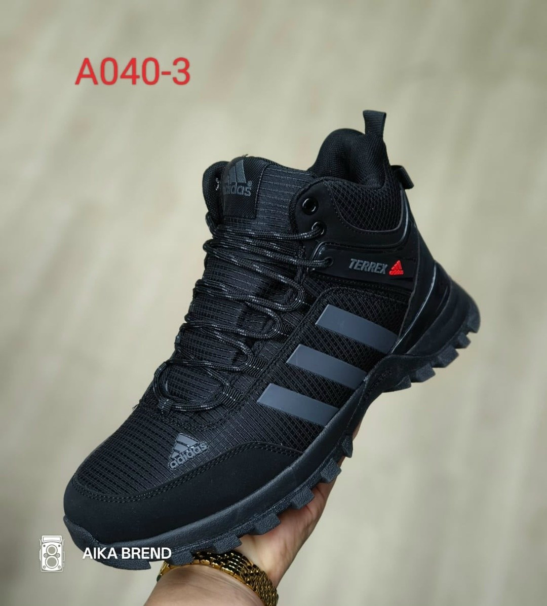 зимние кроссовки adidas climaproof мехом черные мужские ботинки адидас,кроссовки adidas зимние,кроссовки зимние adidas мужские,зимние ботинки adidas climaproof высокие,кроссовки высокие утепленные adi