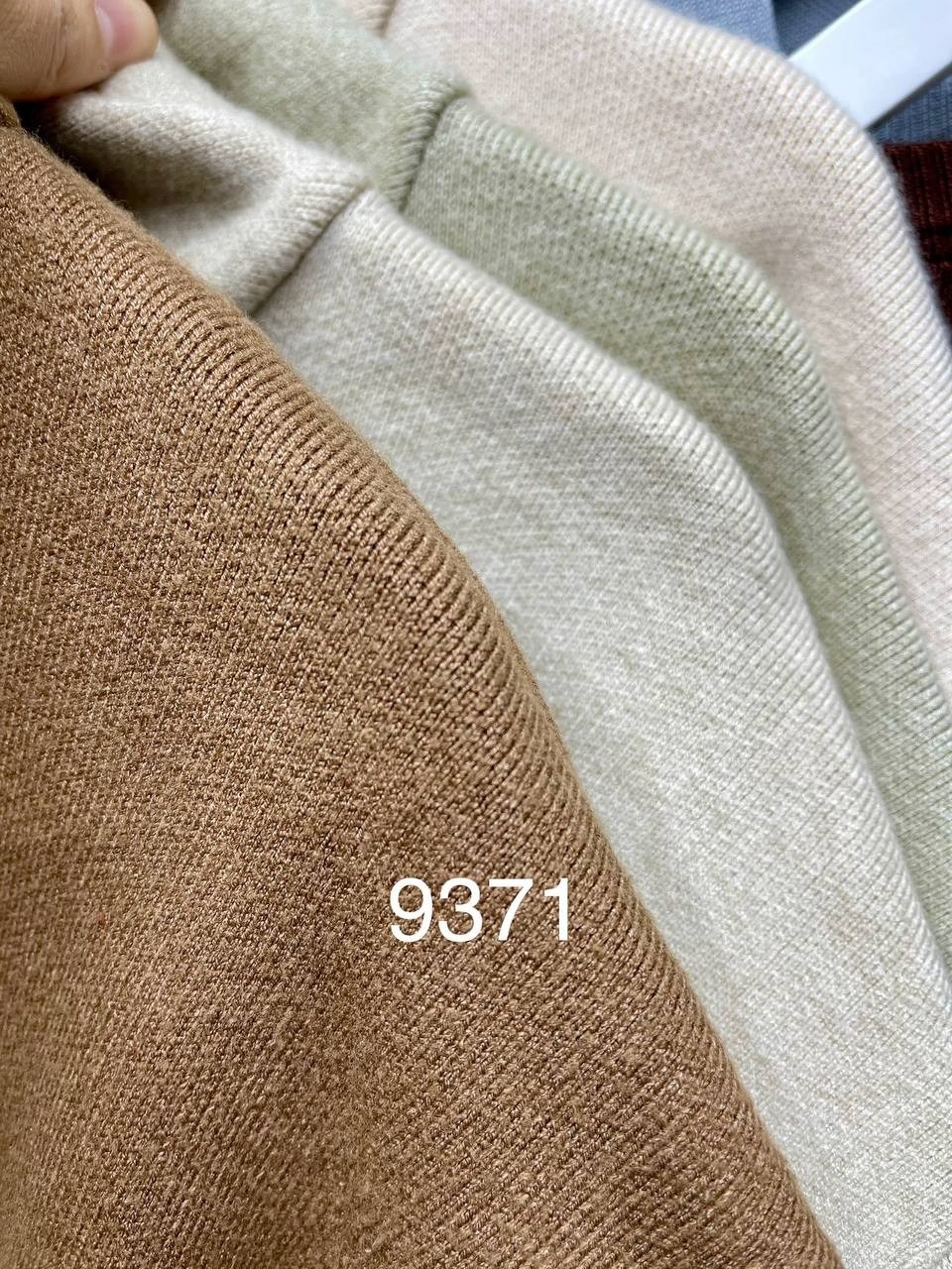 трикотажный костюм,костюм кашемир,костюм вязаный кашемир модный стиль,вязаные костюмы,брючный костюм