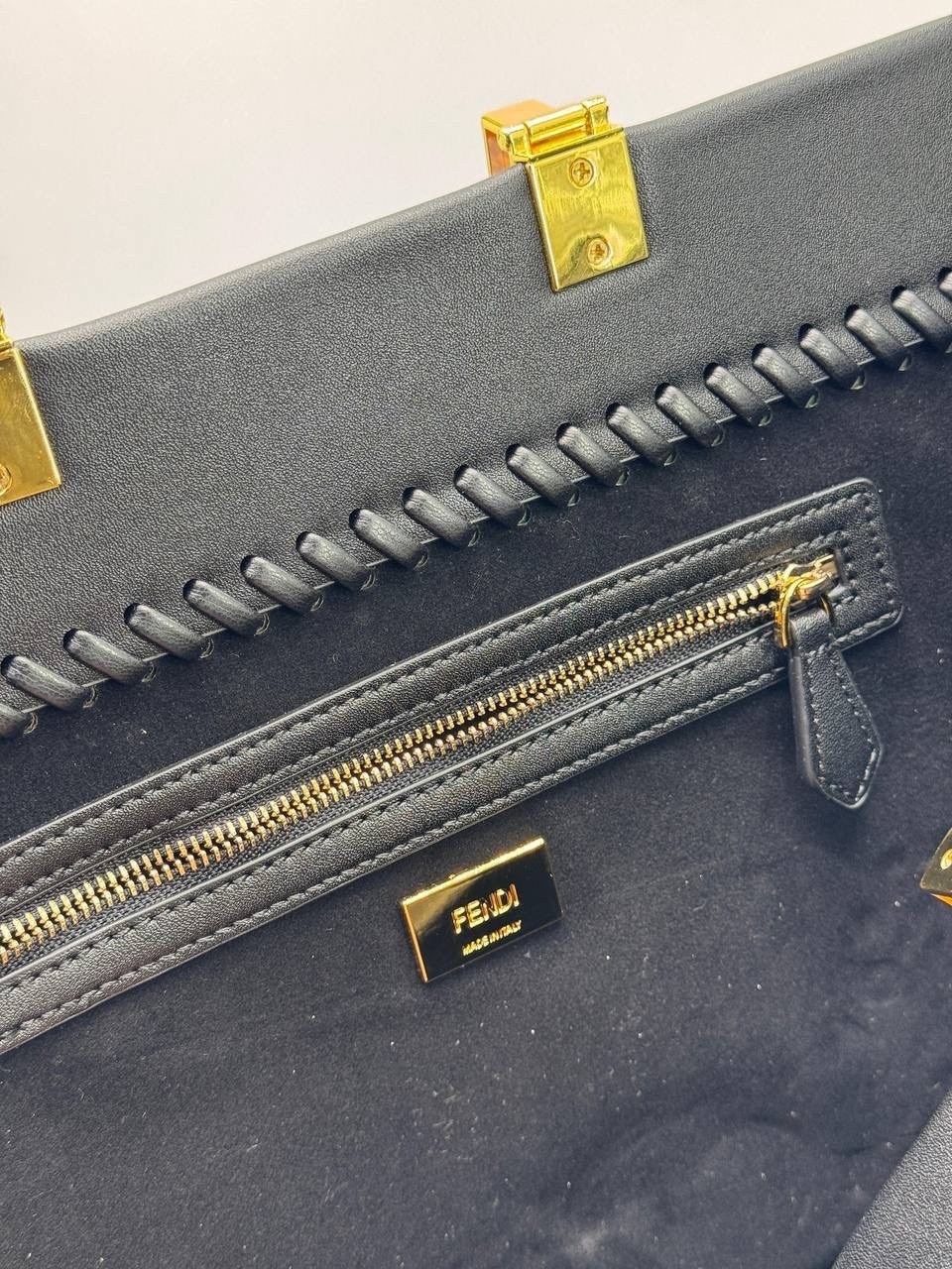 сумка fendi,женская сумка fendi,сумка фенди,женская кожаная сумка fendi sunshine medium черная 35 см,сумка-тоут fendi