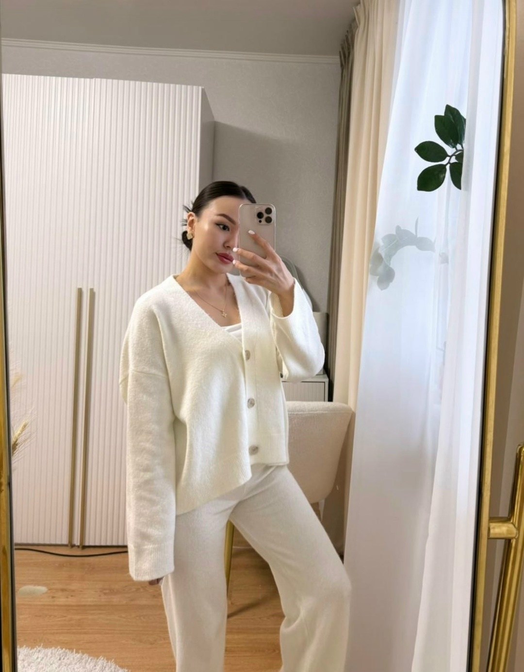 белый кардиган,вязаные кардиганы,стильные костюмы,кардиган,женские кардиганы