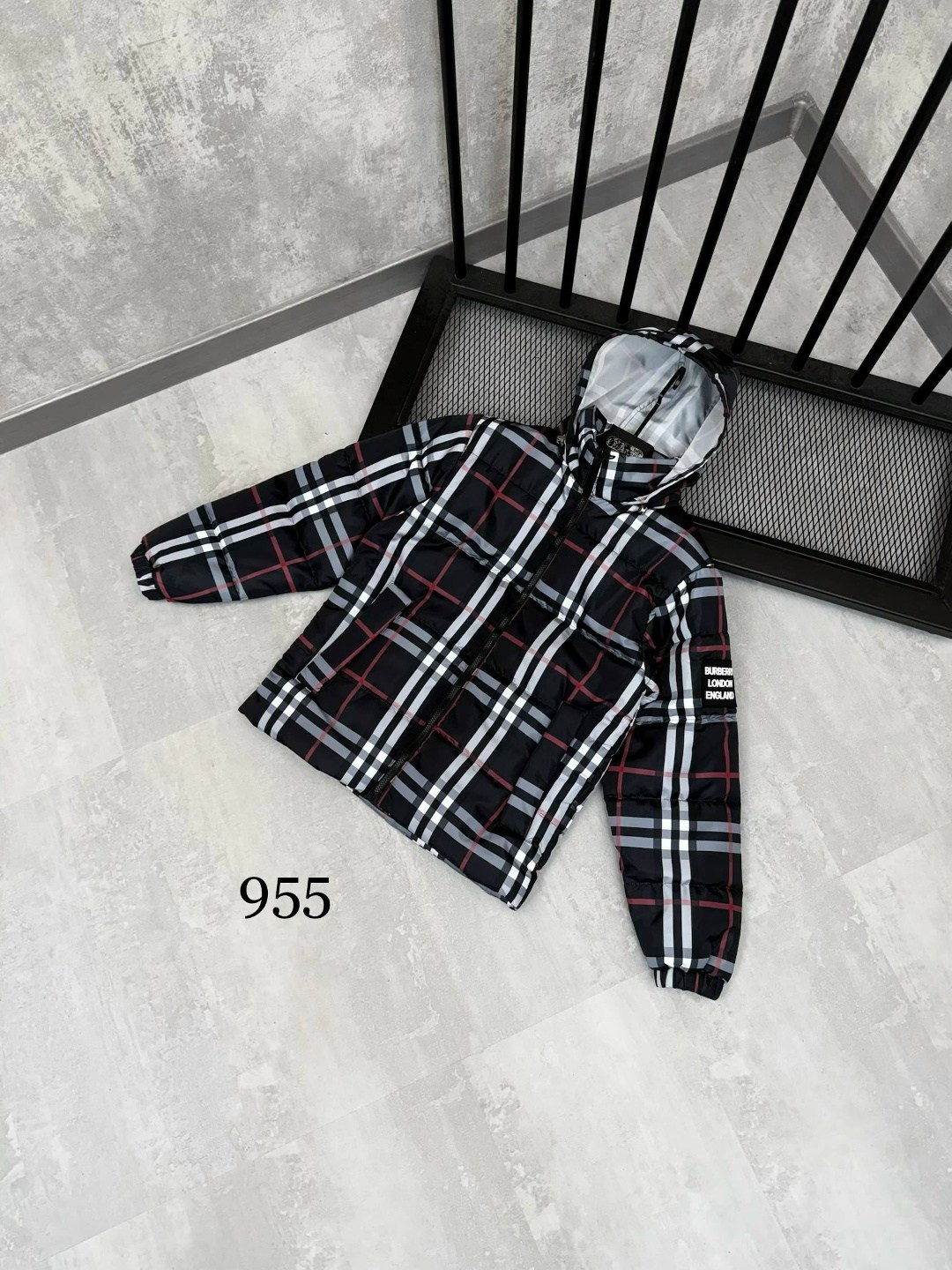 куртка burberry,пуховик burberry,клетчатая куртка,повседневная куртка,куртка