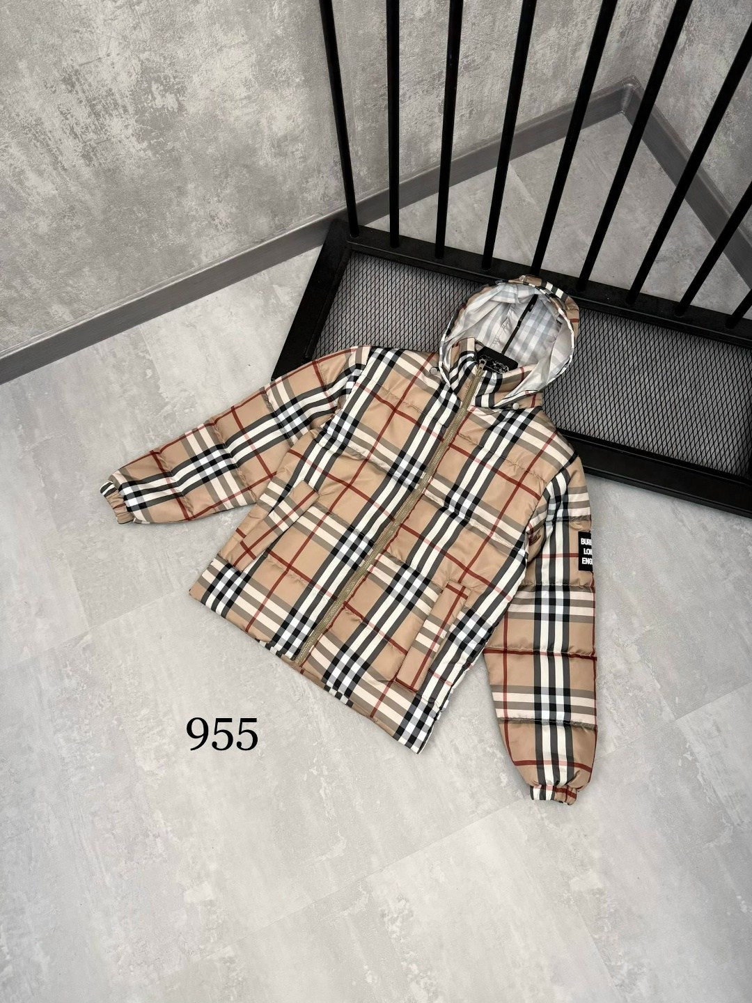 куртка burberry,пуховик burberry,клетчатая куртка,повседневная куртка,куртка