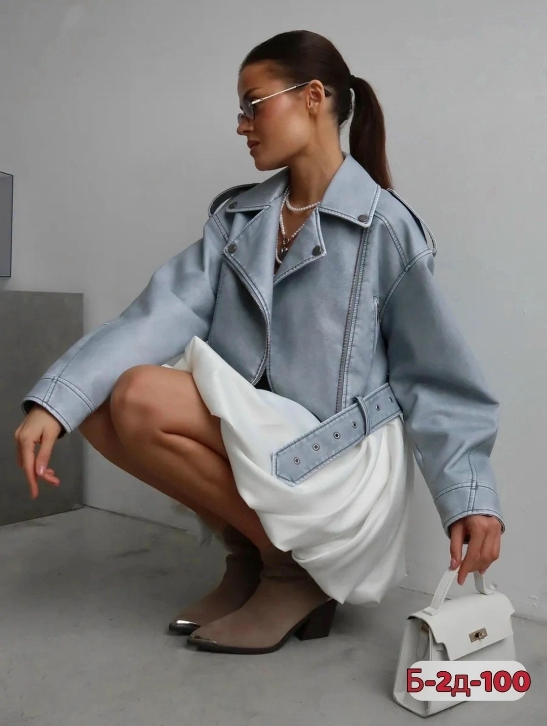 косуха оверсайз,косуха кожаная куртка весенняя оверсайз the royal fashion,куртка косуха,куртка косуха модная,косуха винтажная оверсайз кожаная куртка голубая