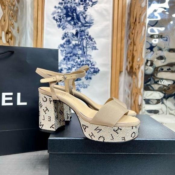 босоножки гуччи женские,босоножки chanel,модные сандалии,босоножки шанель,каблуки на платформе