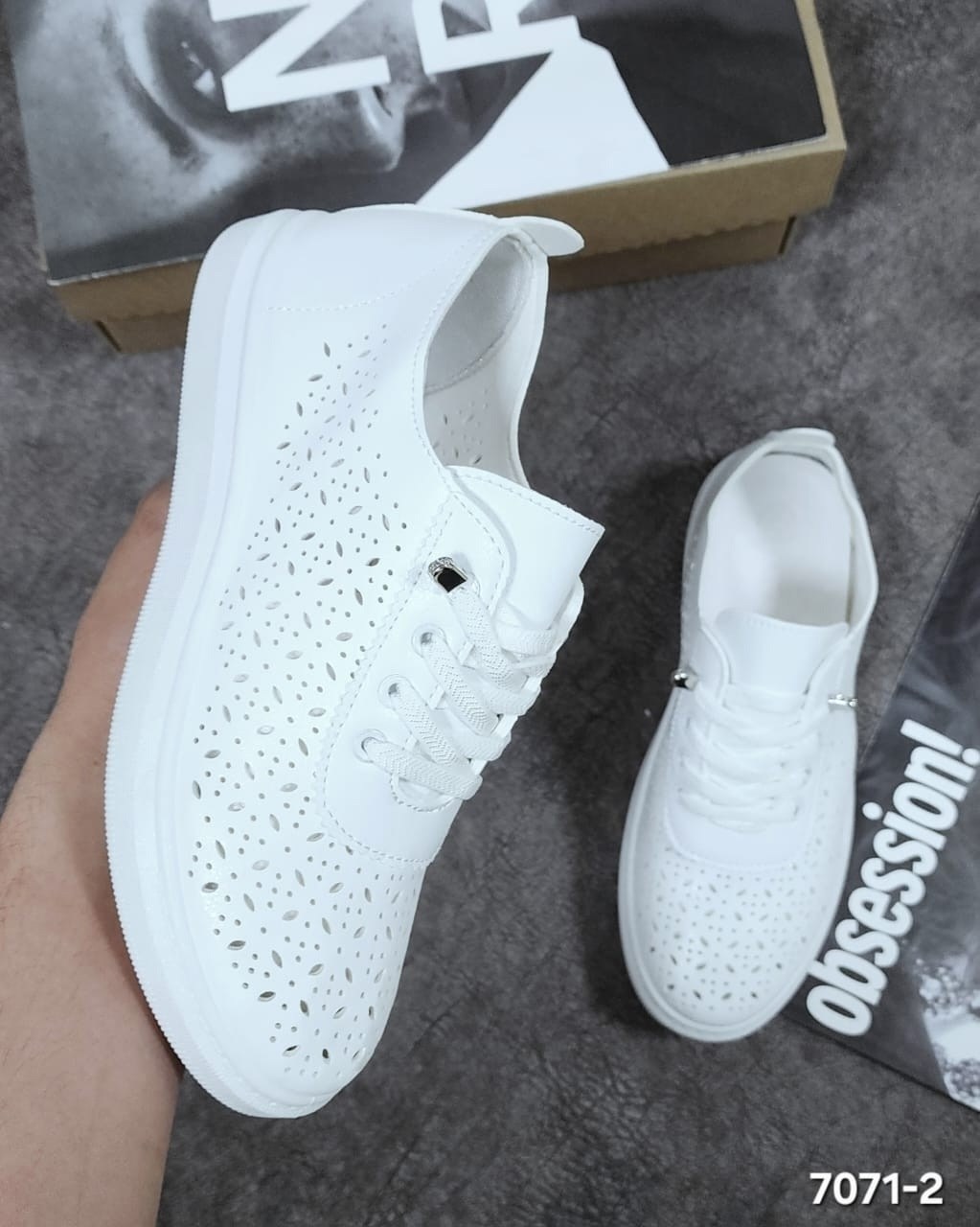 кроссовки женские перфорированные белые,,кроссовки перфорированные женские,женские кеды,кеды белые кожаные с перфорацией