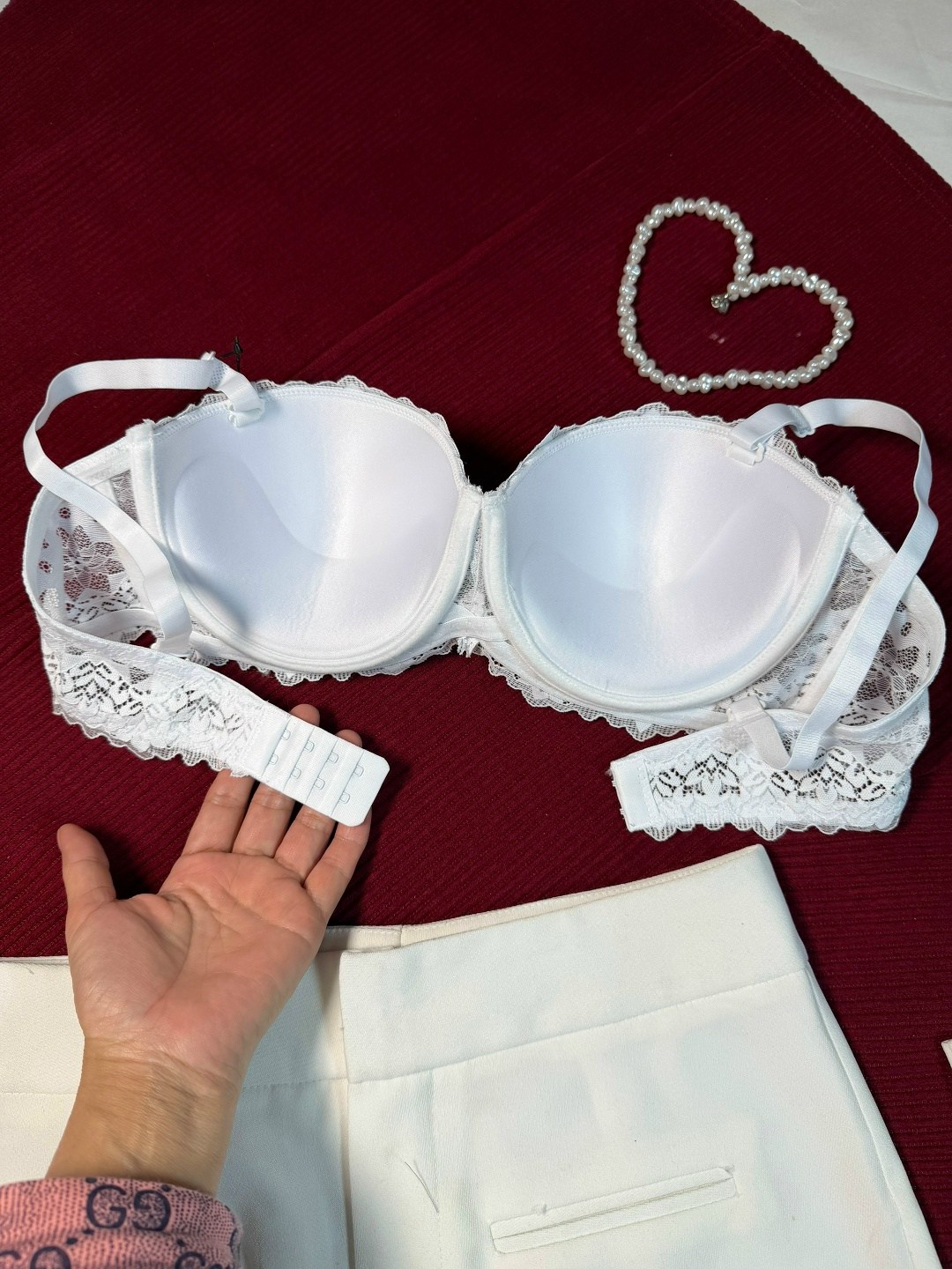 бюстгальтер,бюстгальтер с кружевами,бюстгальтер женские,белый лифчик с кружевами,пуш ап бюстгальтер