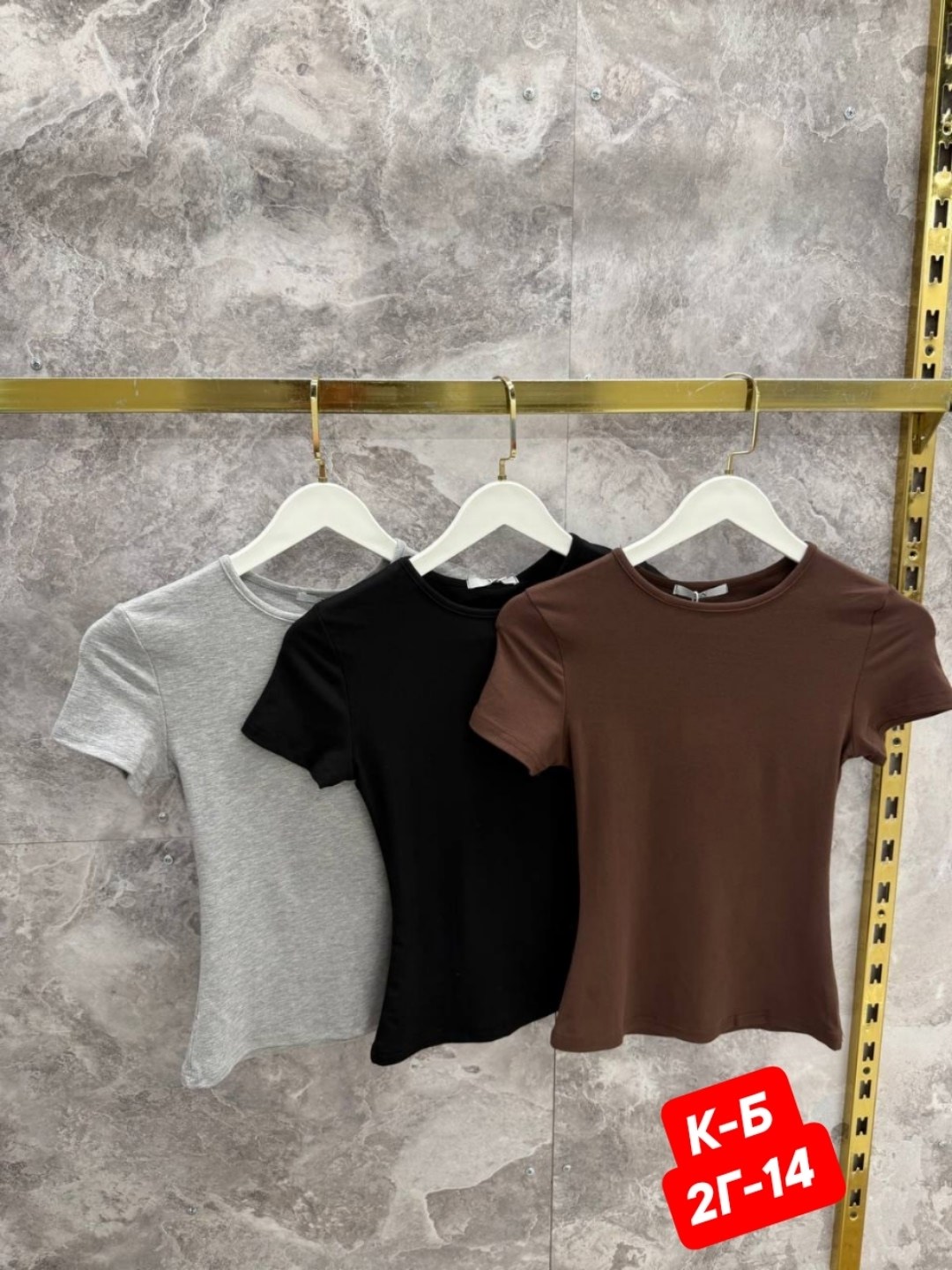 женская футболка,женская футболка белая,майка женская,белая футболка обтягивающая женская,футболка женская облегающая топ