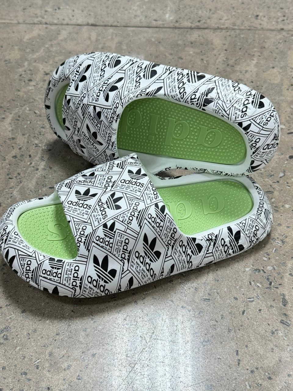 шлепанцы adidas adilette comfort,,adidas adilette comfort slides,шлепанцы adidas,шлепанцы женские