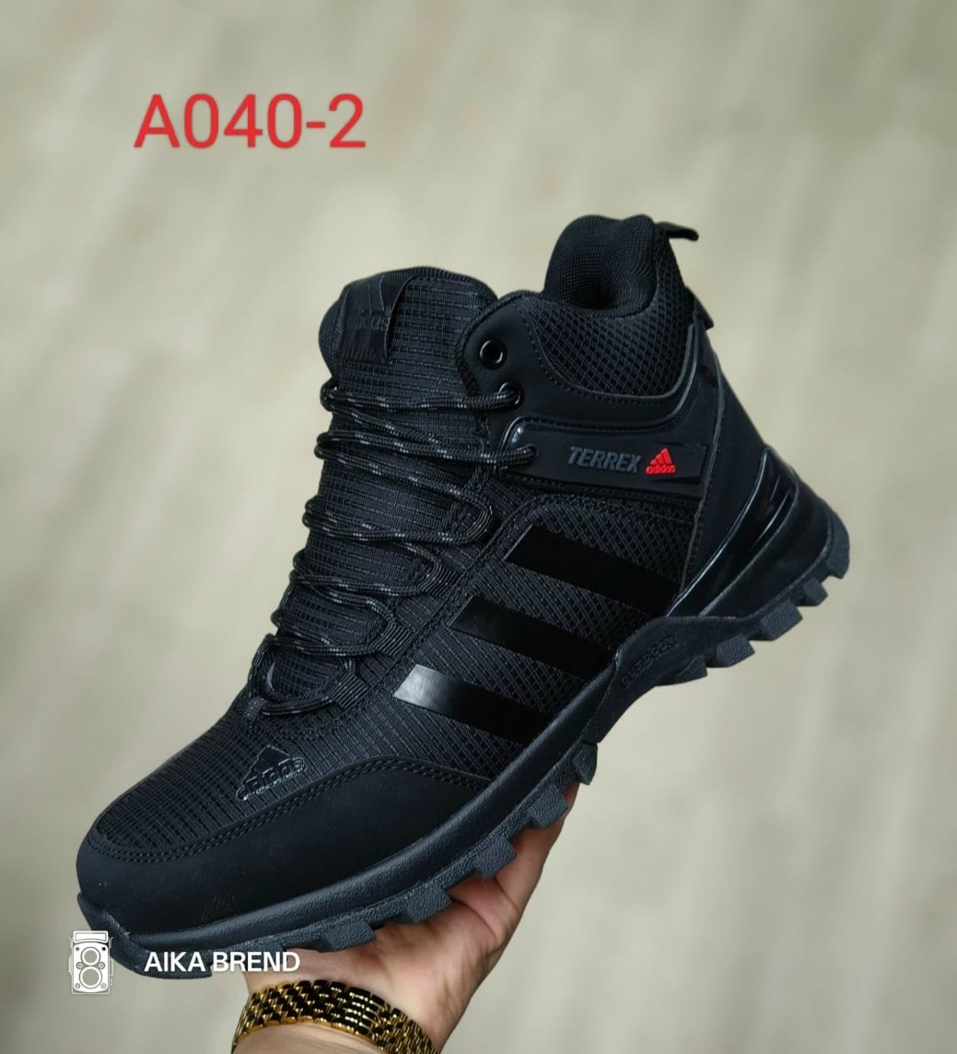 зимние кроссовки adidas climaproof мехом черные мужские ботинки адидас,кроссовки adidas зимние,кроссовки зимние adidas мужские,зимние ботинки adidas climaproof высокие,кроссовки высокие утепленные adi