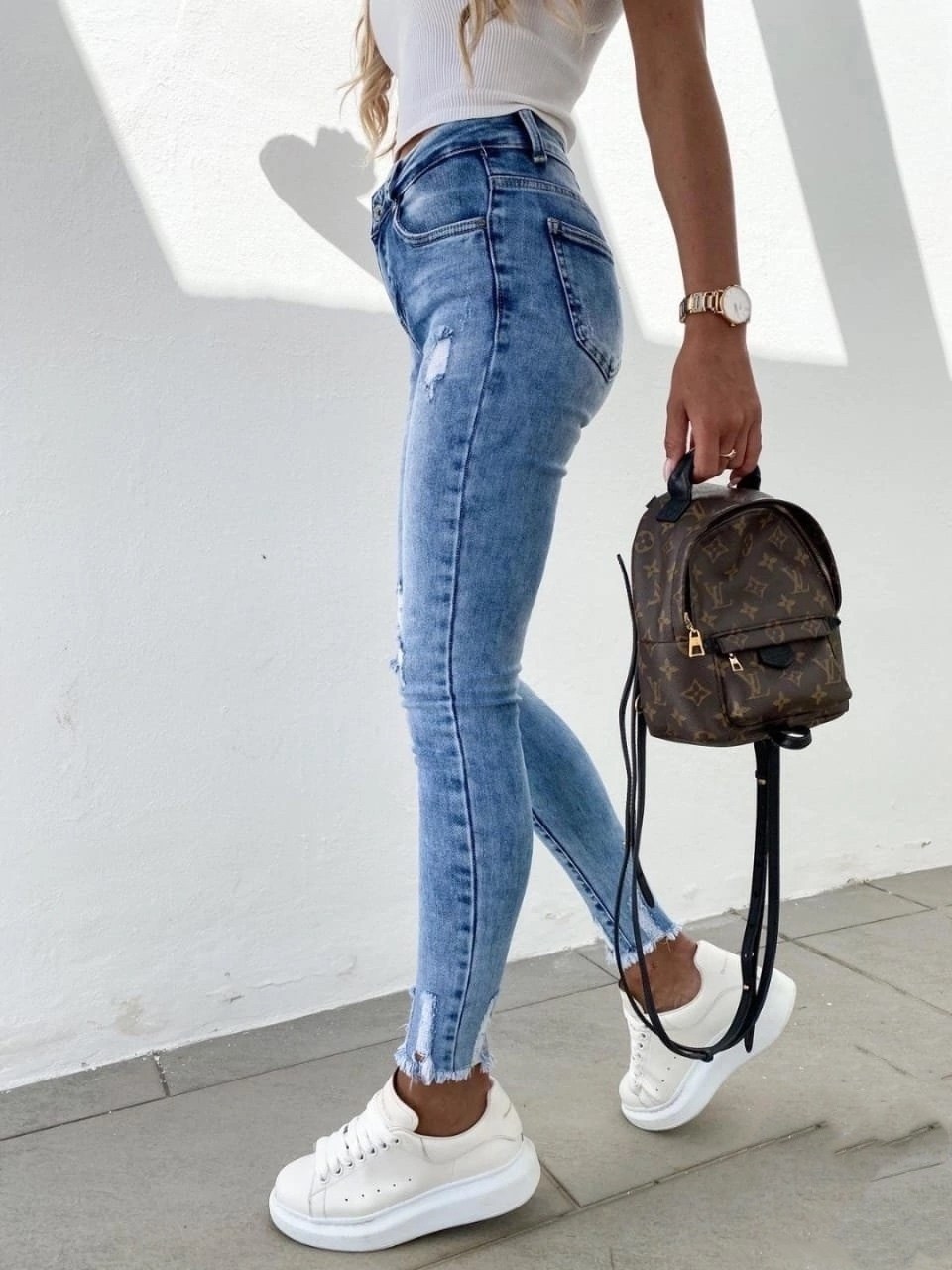 джинсы женские,модные джинсы,модные джинсы женские,джинсы женские узкие,стильные джинсы