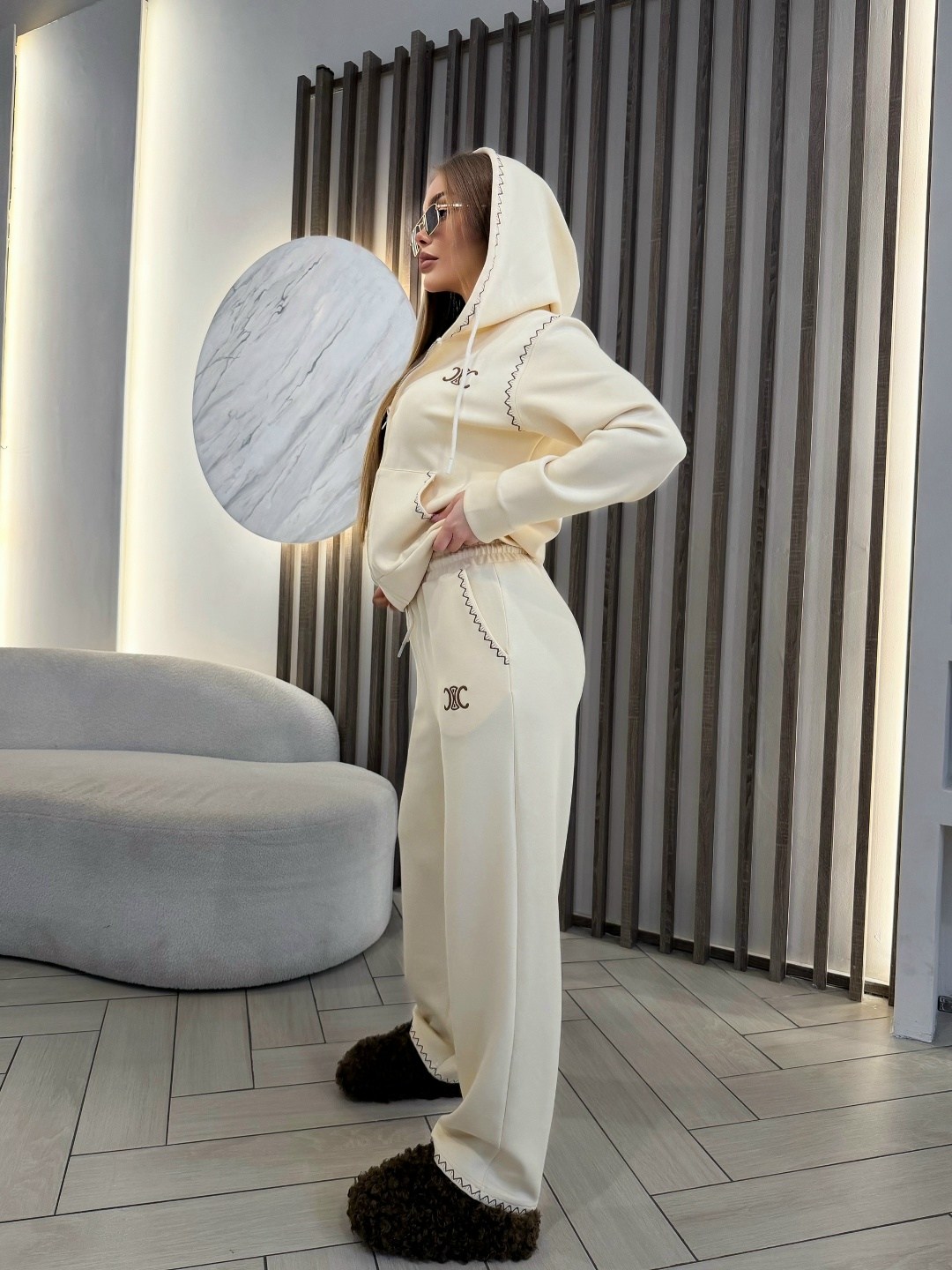 стильные костюмы,женский костюм,loro piana женский бежевый костюм premium,костюм спортивный,спортивный костюм женский