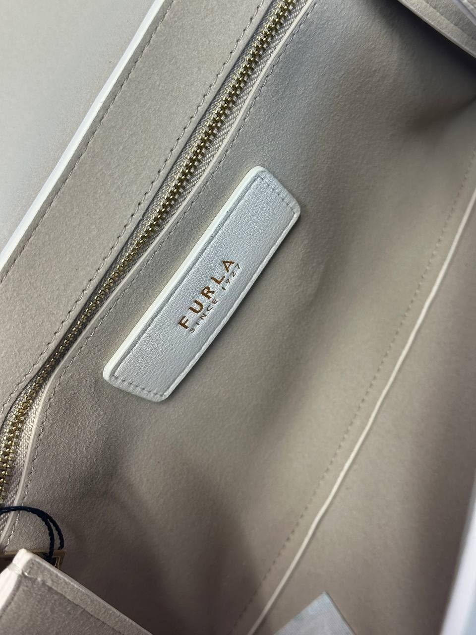 женская сумка furla,сумка кросс-боди кожаная furla 1927 furla,сумка furla,furla голубая сумка,сумка фурла