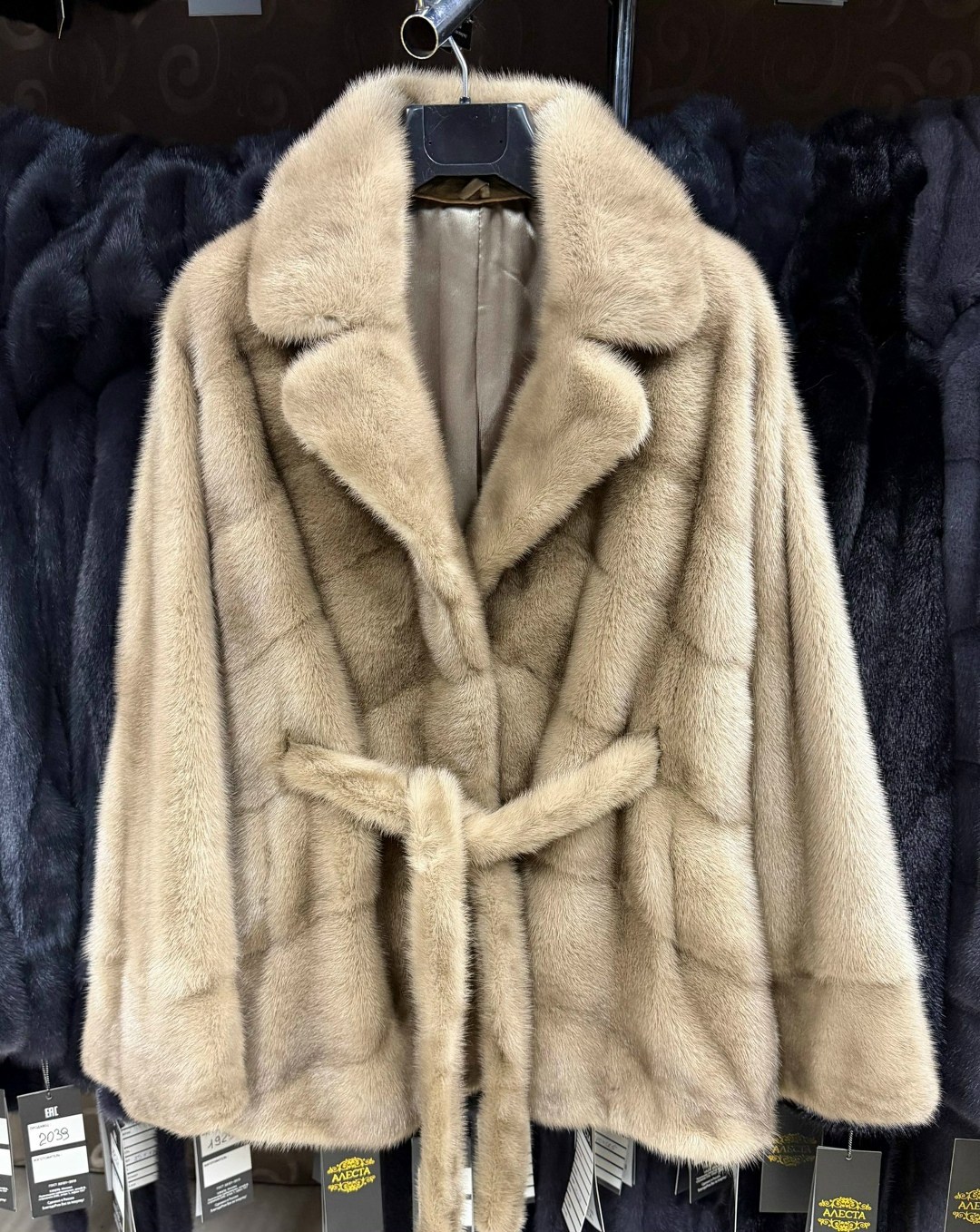 норковая шуба с английским воротником,норковая шуба,шуба,женская норковая шуба,шуба из норки