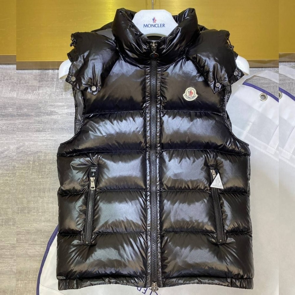 жилетка монклер,жилетка moncler,жилет moncler,жилетка монклер женская,женская жилетка moncler bormes натуральный пух