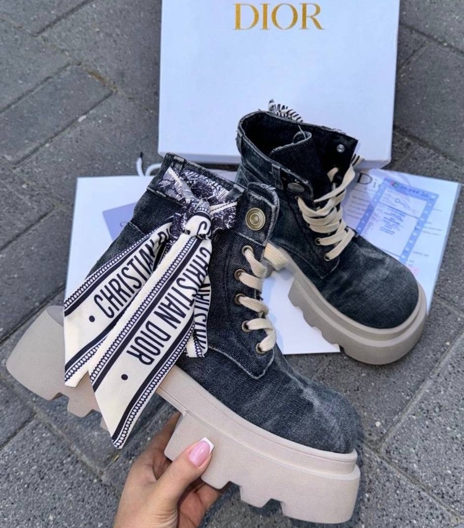 ,женская ,dekherw высокие кеды на шнуровке с конским мехом на толстой подошве черные,повседневная ,джинсовые кроссовки