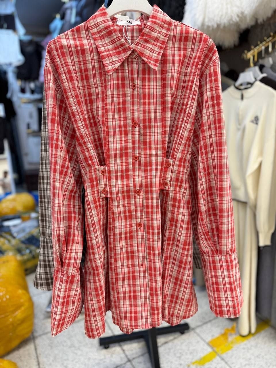 рубашка с длинными рукавами в клетку saint laurent,клетчатая рубашка женская,рубашка женская в клетку,винтажная клетчатая рубашка,рубашка с длинными рукавами в клетку