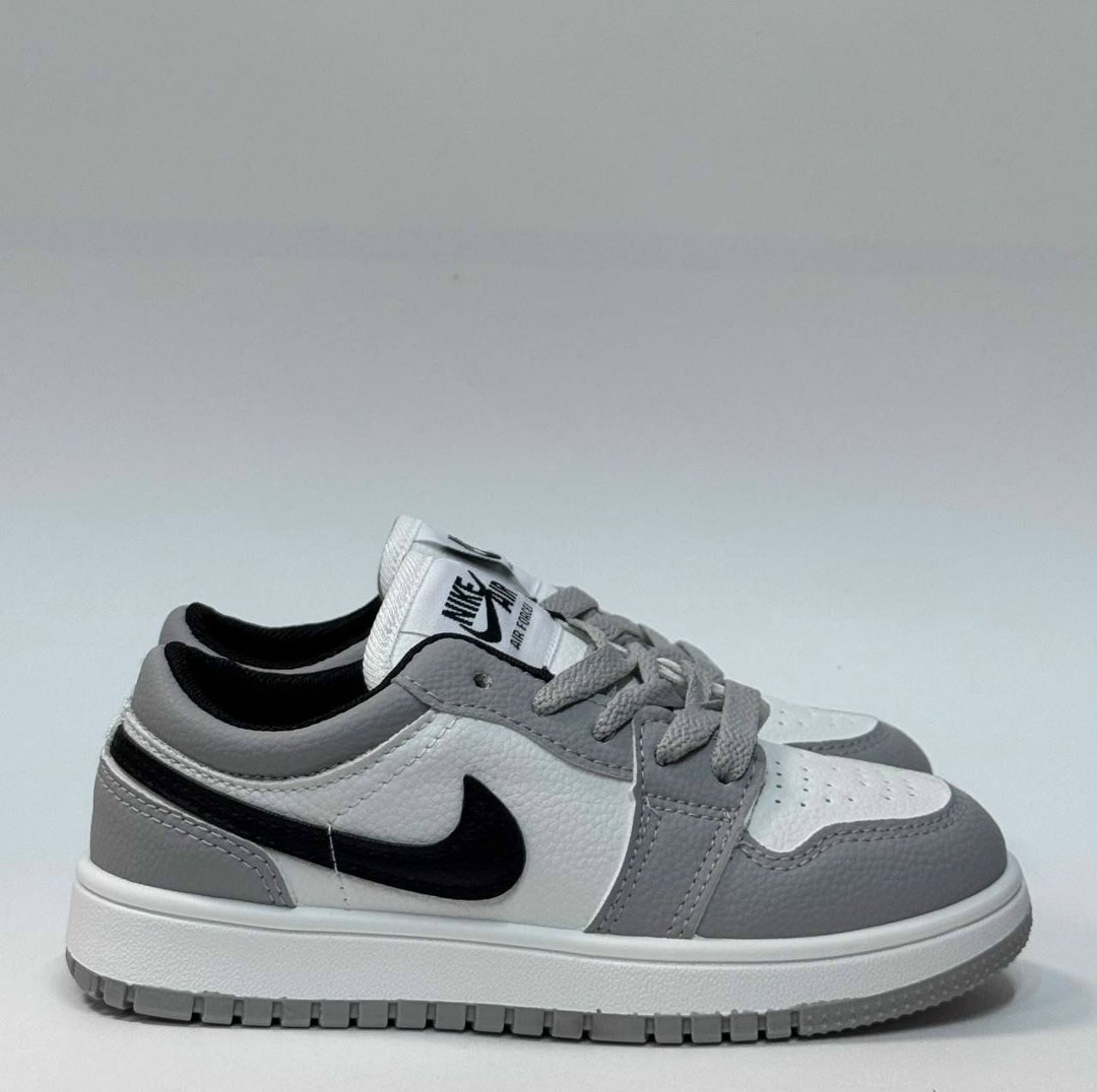 nike air jordan 1 low,air jordan 1 low,jordan 1 low,air jordan 1 low wolf grey dc0774-105,nike air jordan 1