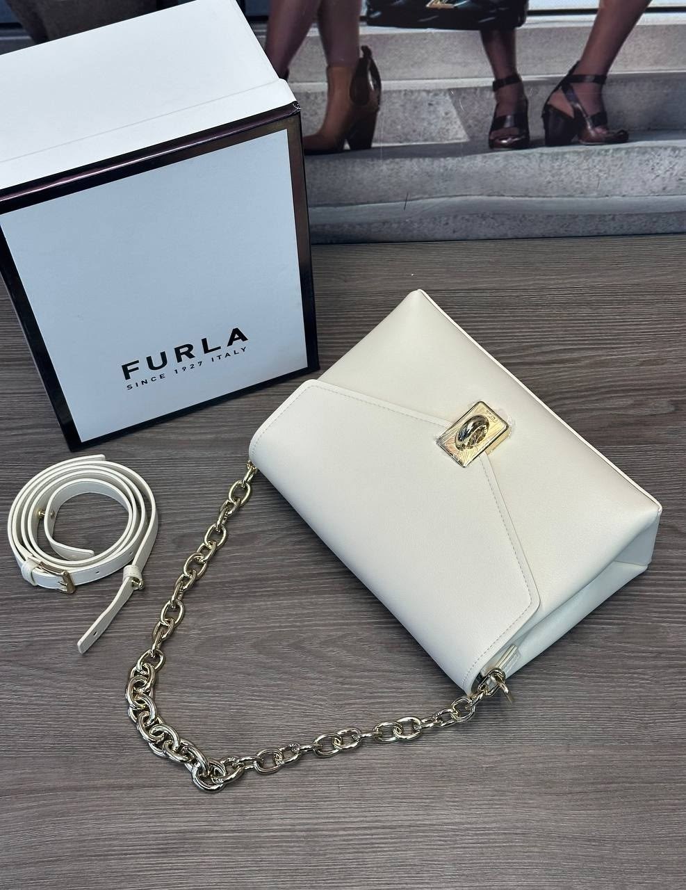 женская сумка furla,сумка кросс-боди кожаная furla 1927 furla,сумка furla,furla голубая сумка,сумка фурла