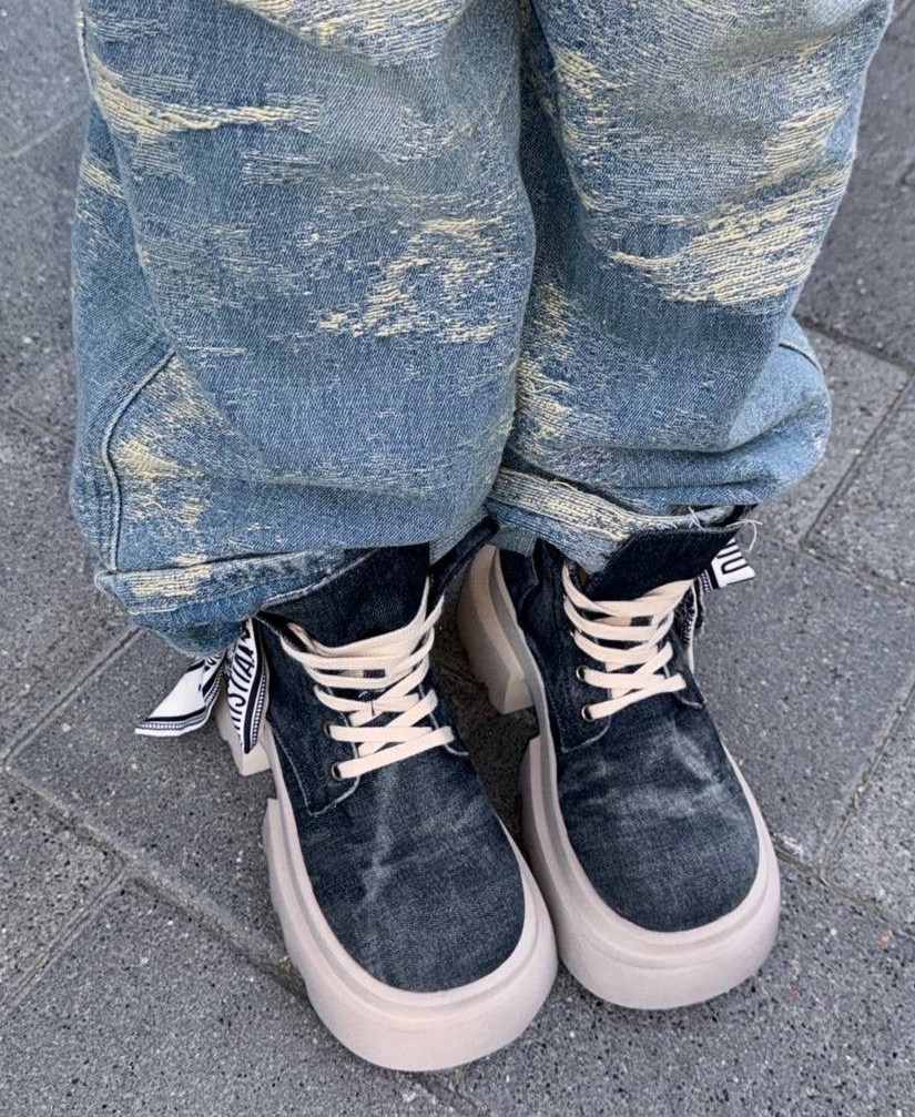 ,женская ,dekherw высокие кеды на шнуровке с конским мехом на толстой подошве черные,повседневная ,джинсовые кроссовки