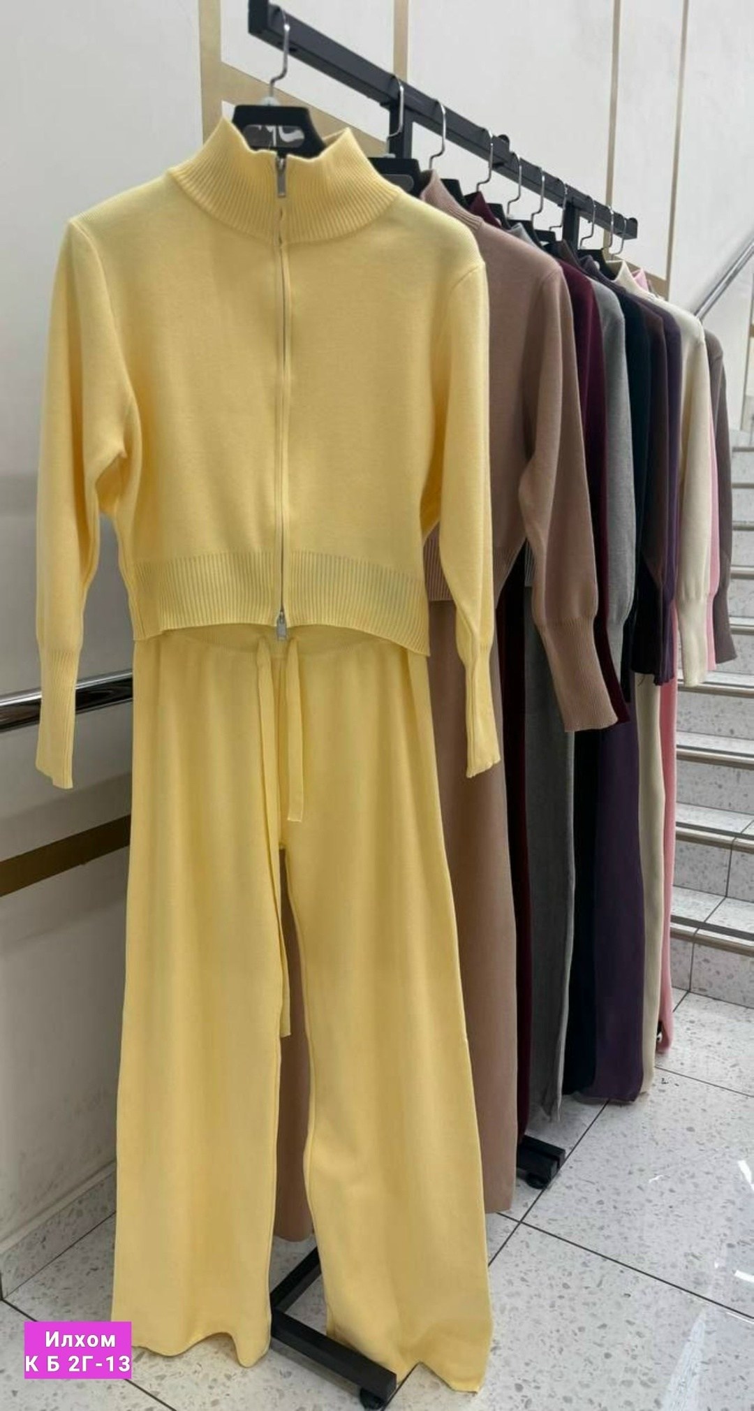 кашемировый костюм loro piana,костюм двойка кашемир,костюм трикотажный,кашемировый костюм,женский костюм