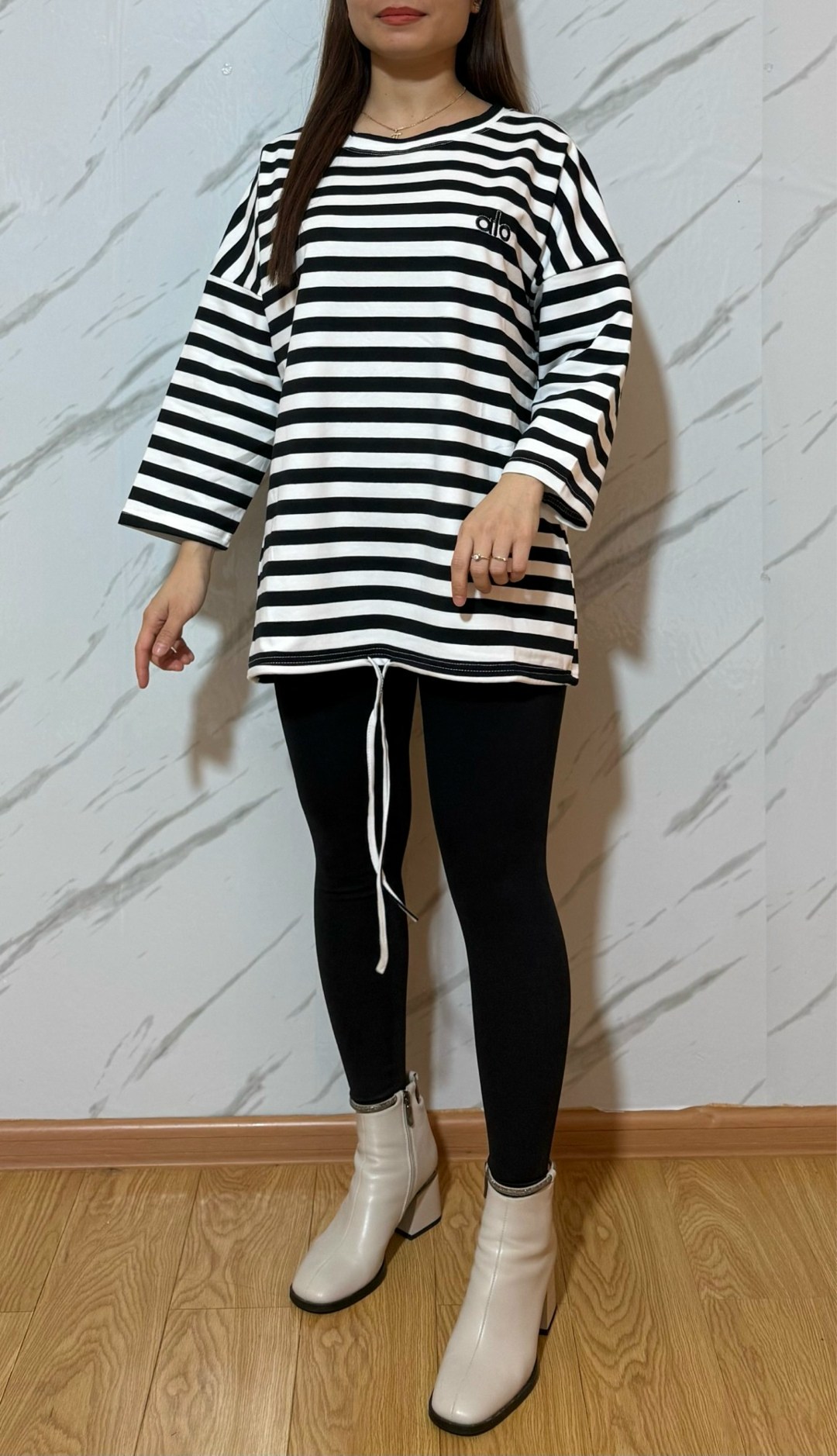 женский свитер в полоску,кофта оверсайз в полоску,кофта оверсайз,свитшот женская,кофта оверсайз в полоску трикотажная тельняшка veronii