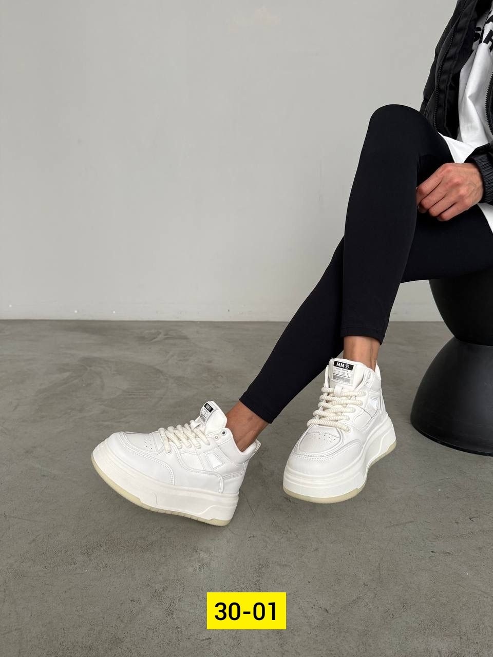 ,кроссовки женские,белые кроссовки,спортивная , женская