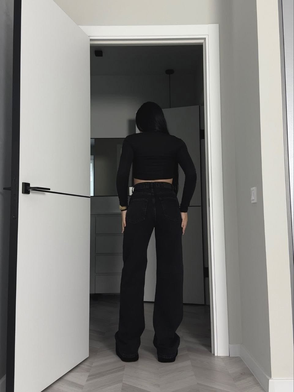 девушка,костюм спортивный,женский спортивный костюм,олеся рожкова блоггер,костюм спортивный женский домашний черный