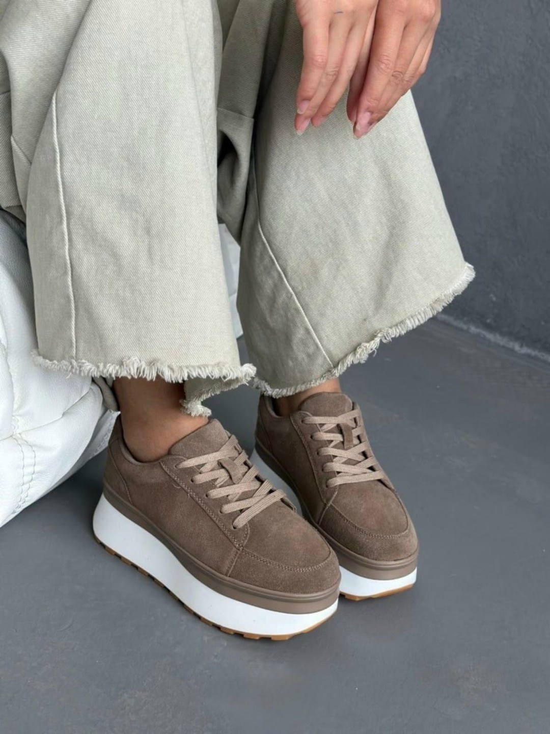 кроссовки замша,женские кроссовки,замшевые кроссовки,женские кроссовки на высокой подошве,кроссовки натуральная замша