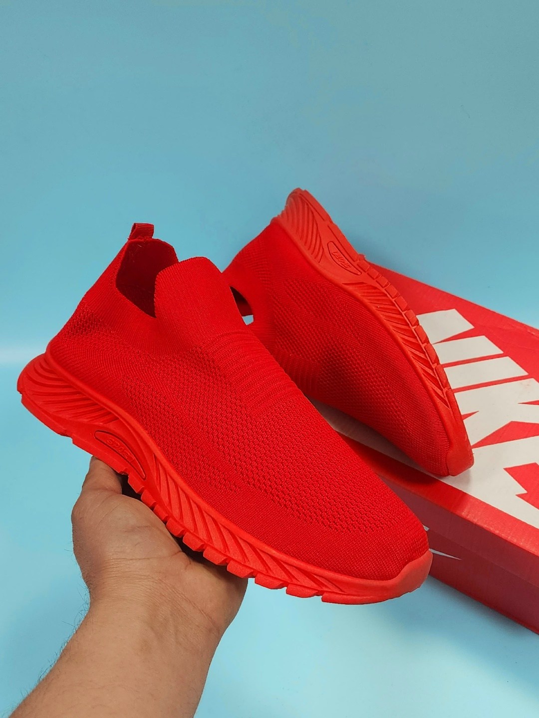 слипоны женские,красные кроссовки,кроссовки,кроссовки женскиe,кроссовки мужские красные