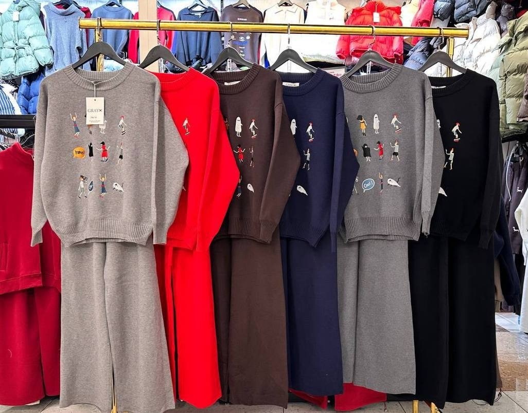 свитшот трикотажный оверсайз,свитшот трикотажный оверсайз "врач в зеркале",женский свитер,свитшот трикотажный оверсайз mariita,свитшот медицинский трикотажный оверсайз mariita 328106127