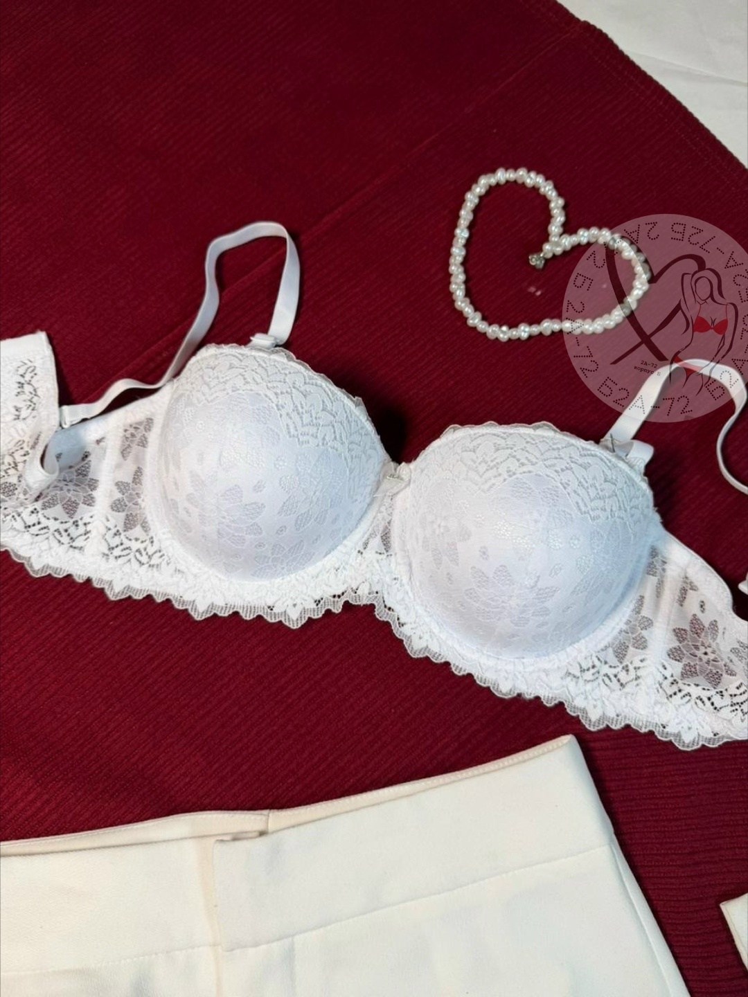 бюстгальтер,бюстгальтер с кружевами,бюстгальтер женские,белый лифчик с кружевами,пуш ап бюстгальтер