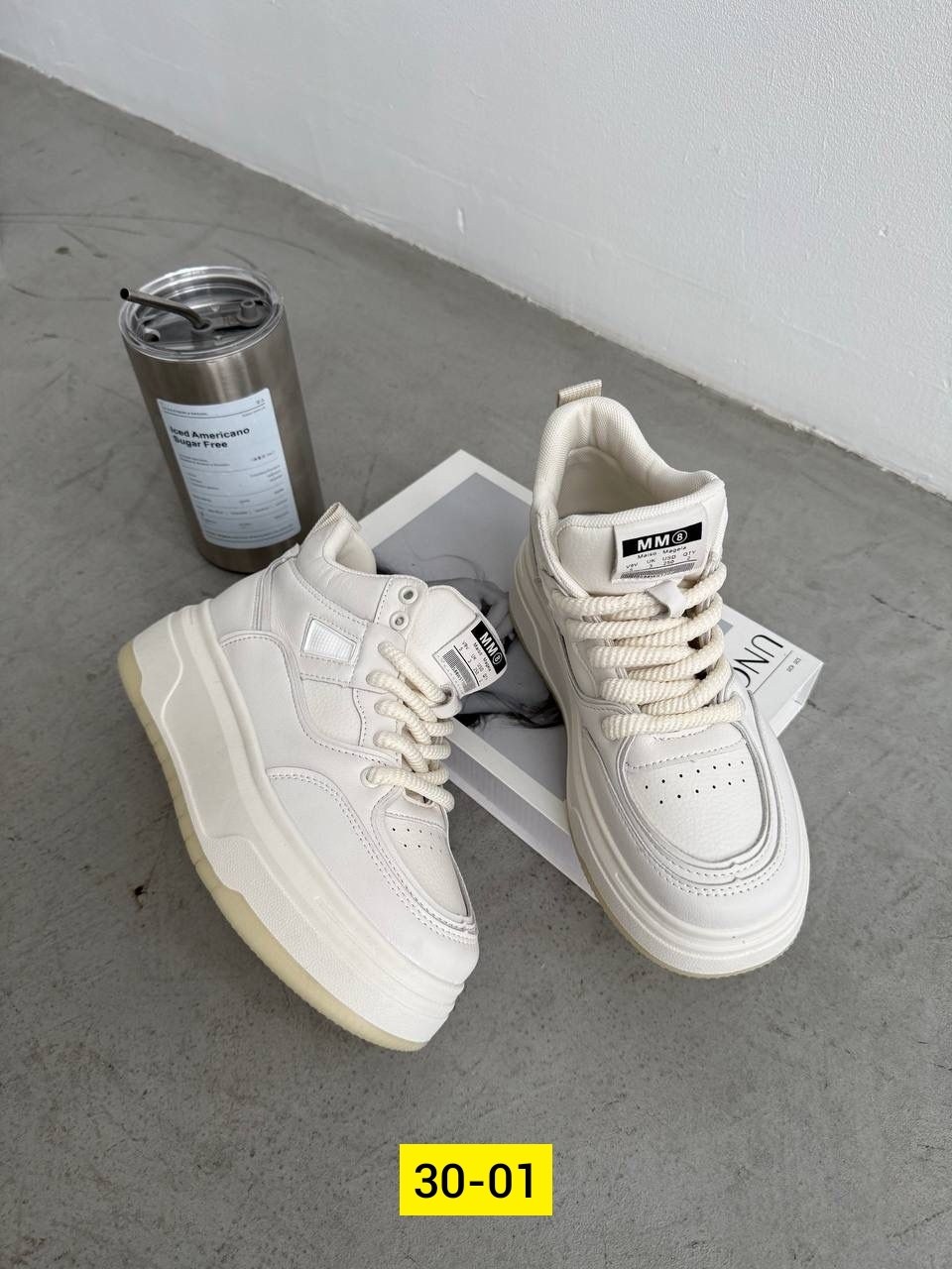 ,кроссовки женские,белые кроссовки,спортивная , женская