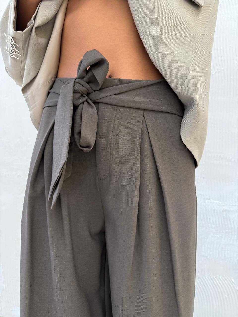 брюки палаццо,брюки классические широкие палаццо завышенная талия magic people,женские брюки палаццо,брюки широкие из сатина,широкие брюки