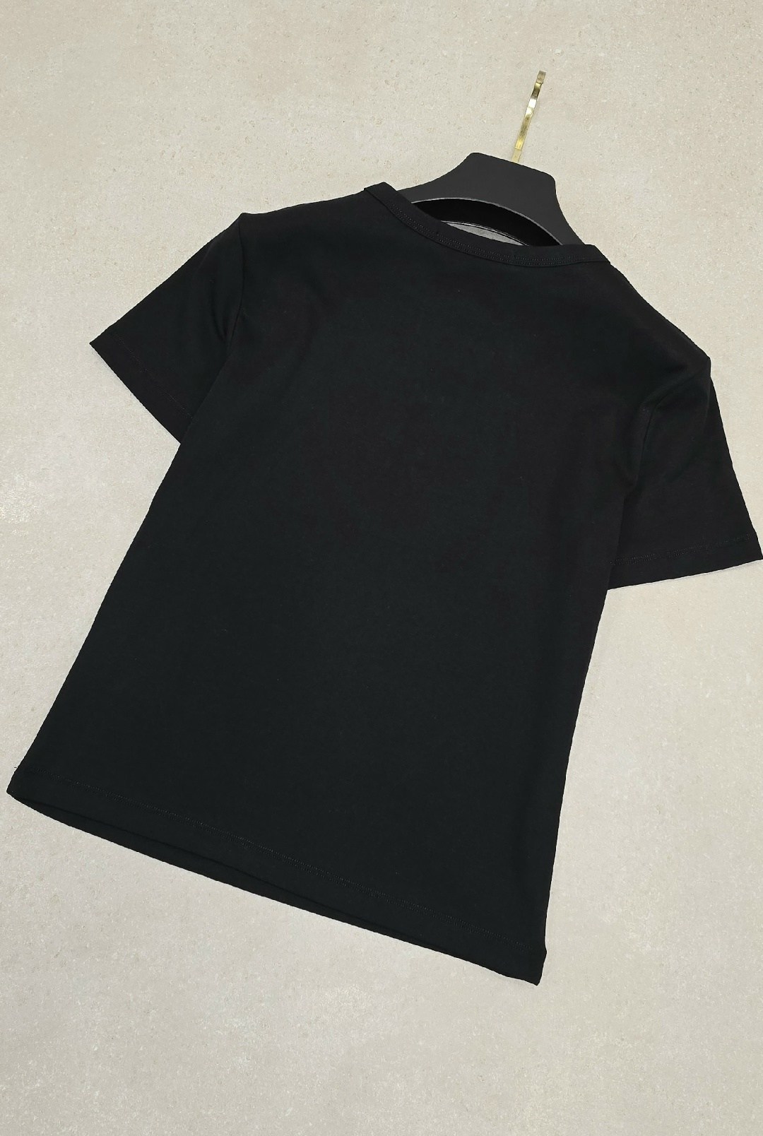 футболки женская,футболка,одежда футболка,футболки и майки,футболки с лого