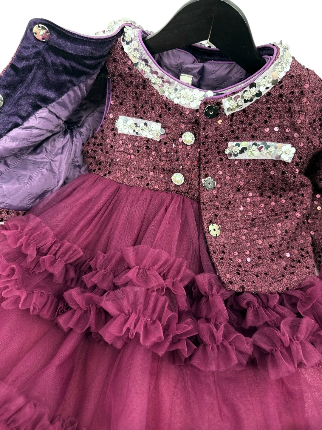 в красивом платье,для девочек платья,детское платье,платье для девочек нарядное,